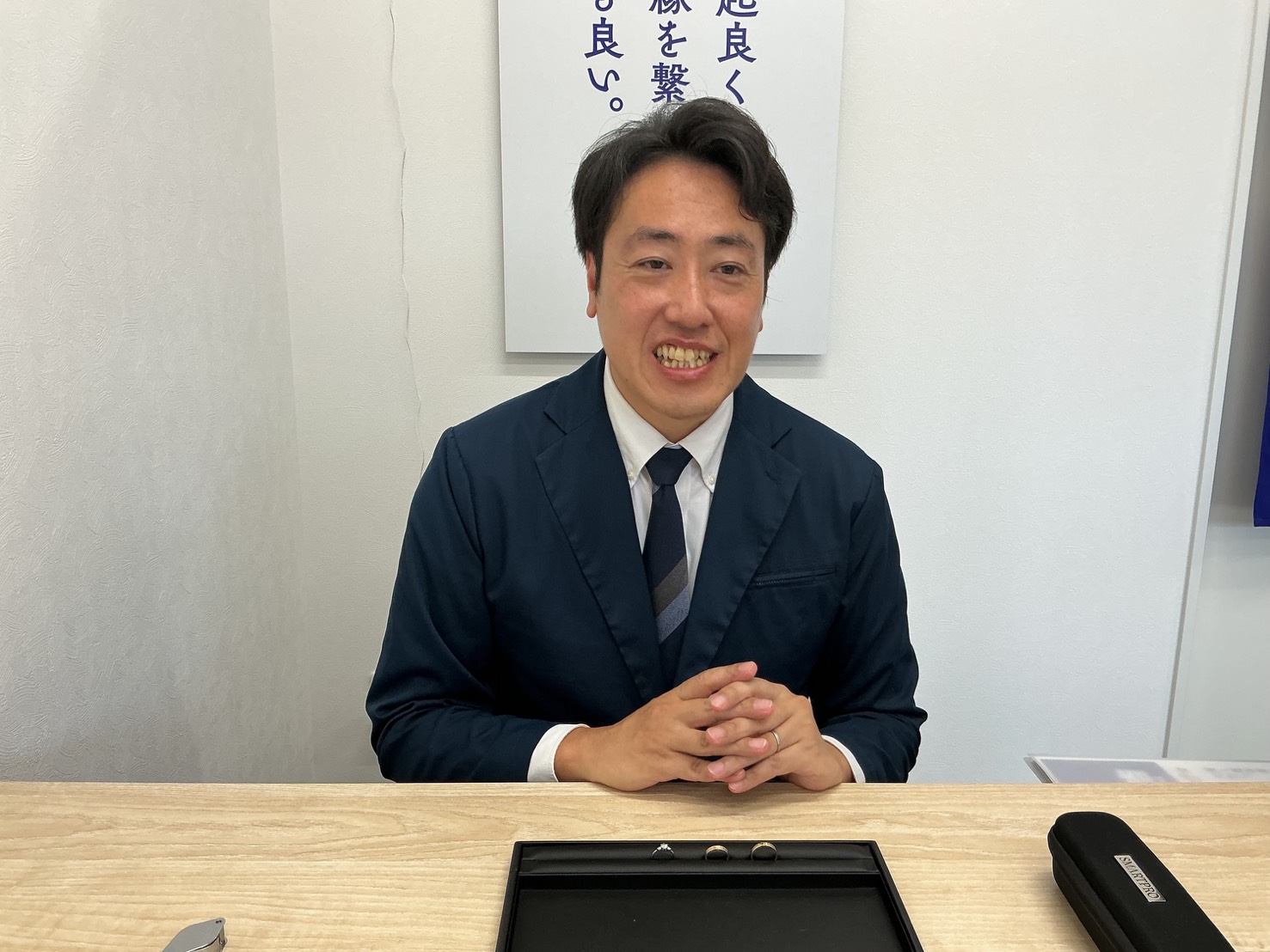 接客中の佐藤さん
